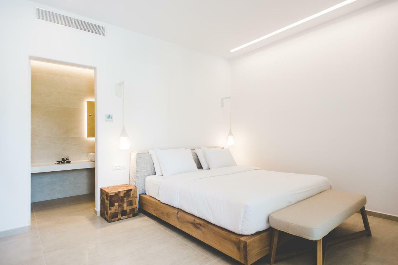 Super Paradise Suites Bagian luar foto